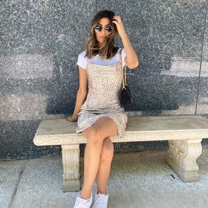 White short sleeve t shirt